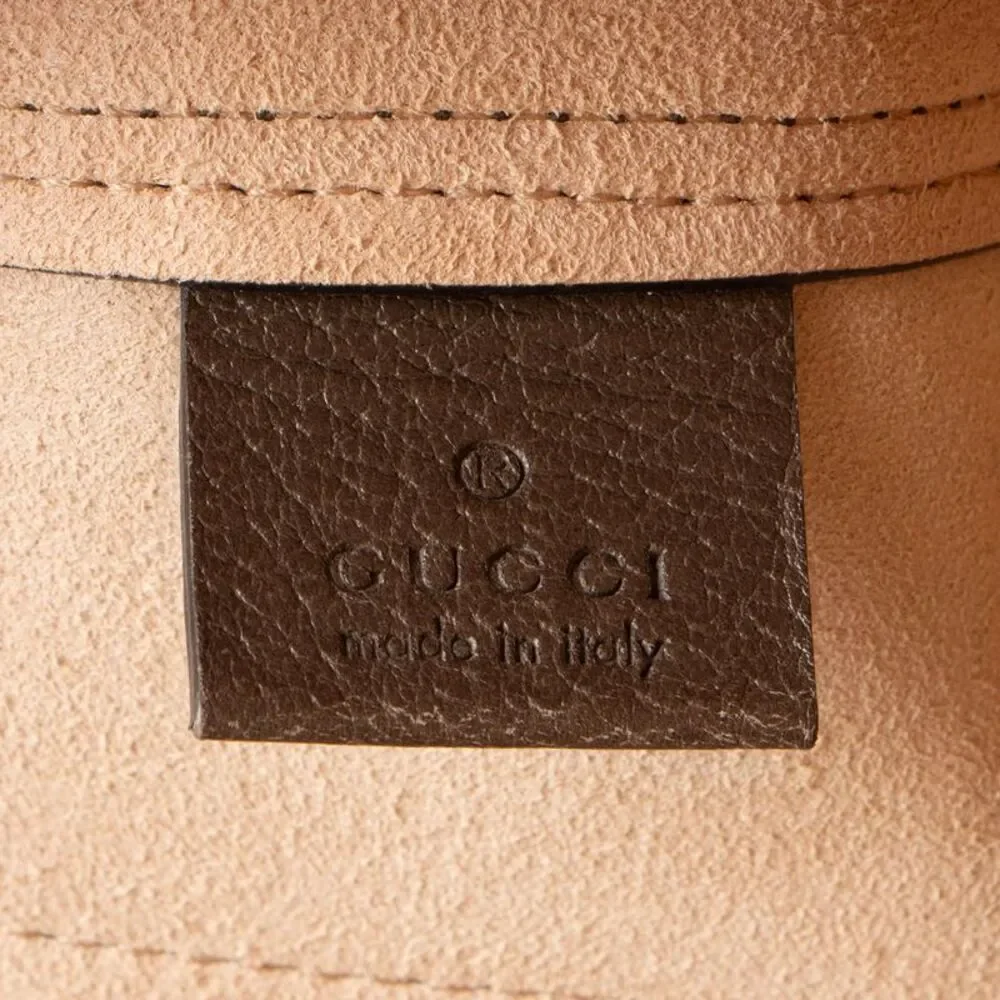 Gucci italian fashion